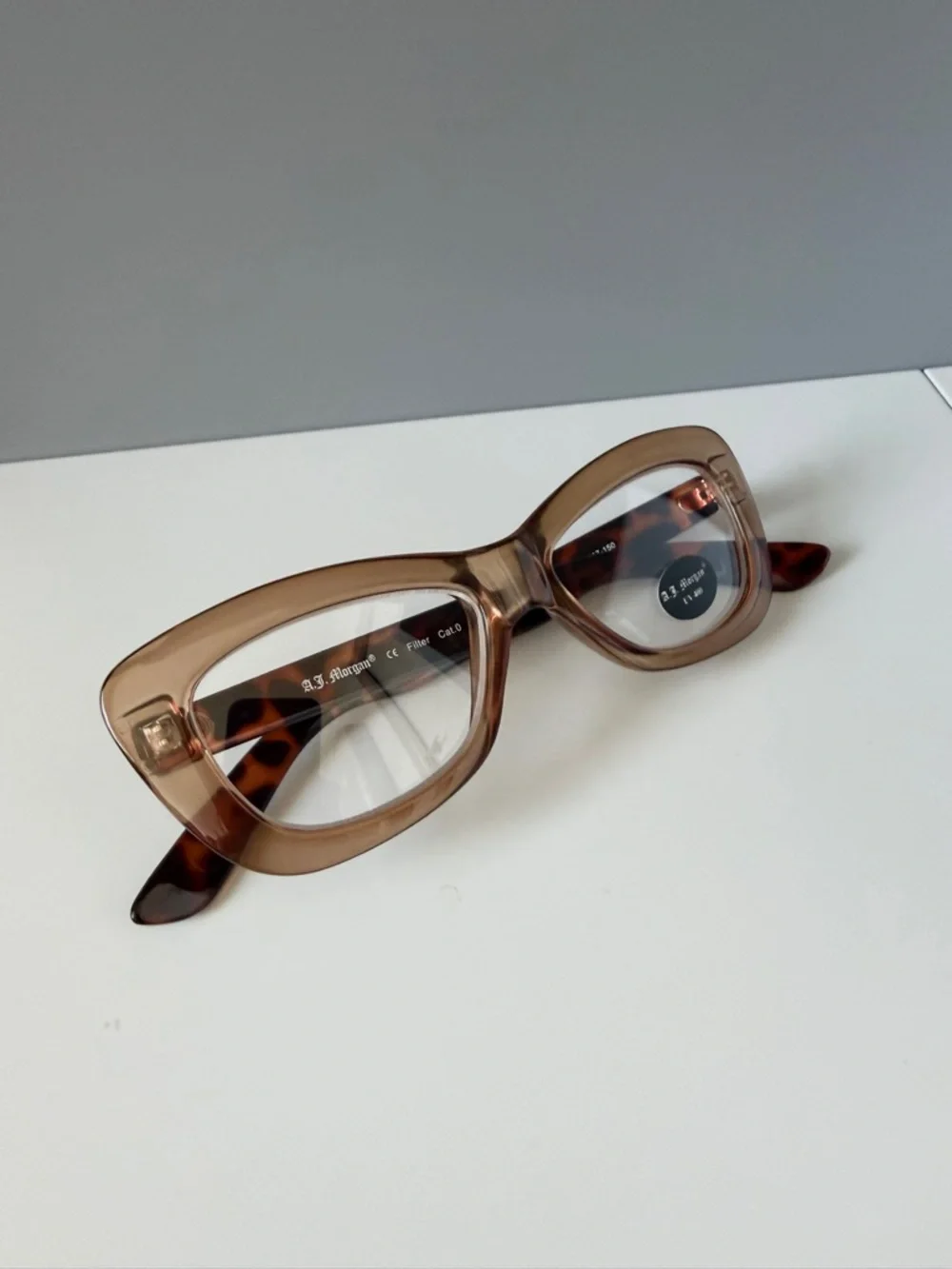 AJ Morgan caramel tan oval cateye clear lens eye glasses